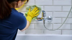 Crne su vam fuge u kupatilu? Namažite ovu smesu i gledajte kako prljavština nestaje