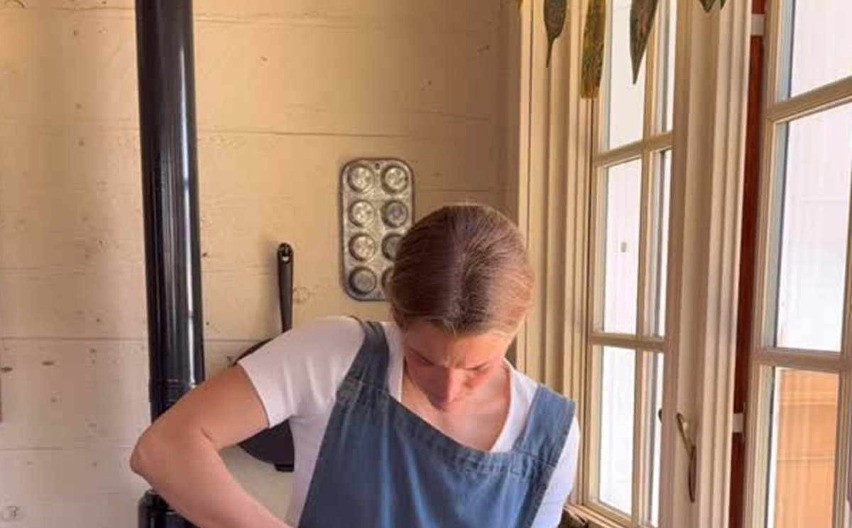 Sad je našla da se pravda: Influenserka zamalo otrovala mušterije ovim proizvodom, razapeli je na društvenim mrežama