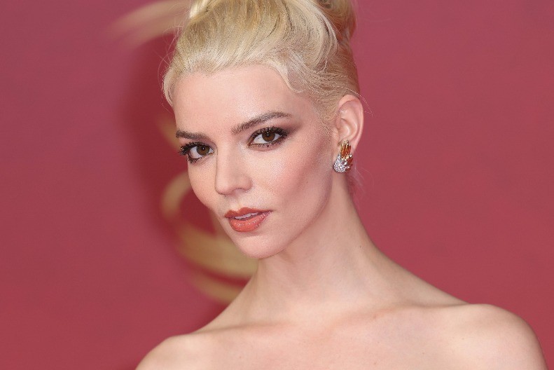 Povećajte oči bez operacije: Proizvod iz nesesera stvara ,,vau efekat", važno je samo da vodite računa o ovome