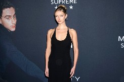 Razapeli je na mrežama: Ćerka Gvinet Paltrou nikako da pobegne od ovog komentara, ali sada je svima začepila usta