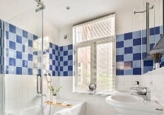 Platila majstora da stavi pločice u kupatilo: Napravio grešku zbog koje noćima ne spava!