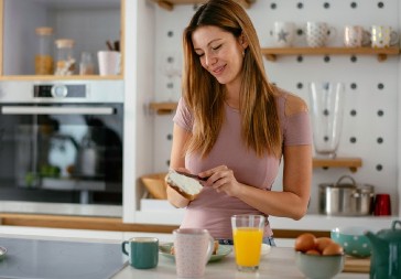 Svi misle da su ove 2 namirnice zdrave, a nisu: Dodaju vam kilograme brzinom svetlosti!