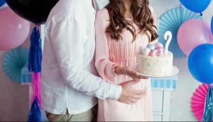 Propalo iznenađenje: Roditelji organizovali žurku za otkrivanje pola bebe, ali onda se degodilo nešto neočekivano