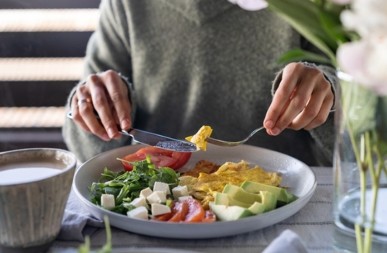 Lekari jednoglasni: Evo koliko proteina žene treba da unose svaki dan