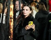 Emili Ratajkovski potvrdila vezu sa bivšim dečkom Dua Lipe: Slika govori više od 1000 reči