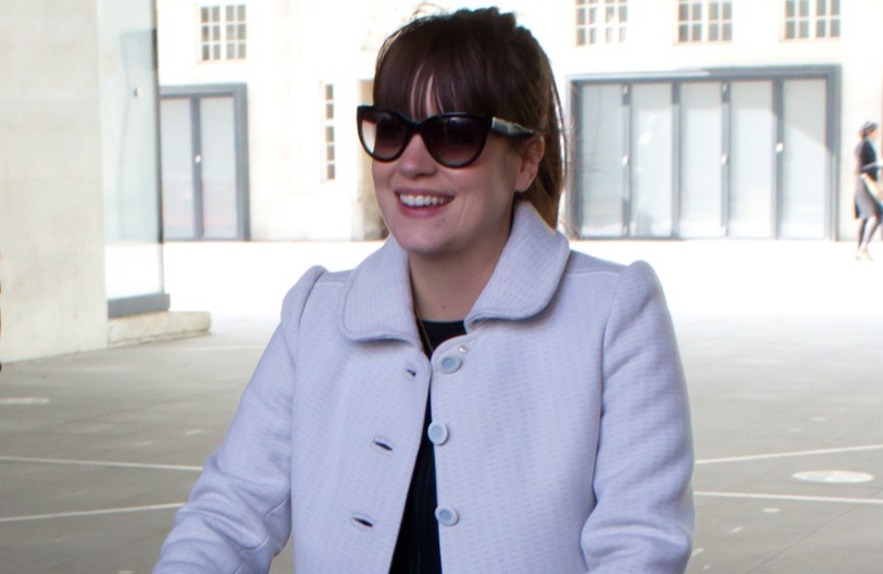 Novog dečka vodi na putovanja: Pevačica ga više ne krije, evo s kim je viđena posle razvoda