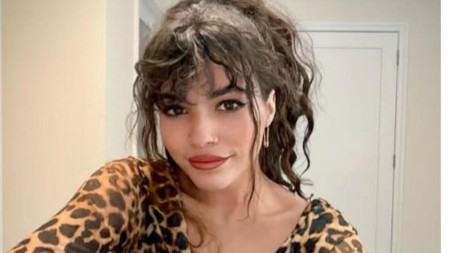 Ubacili su me u crni džip, a ja sam vrištala! Ćerka poznatog pevača o tome kako je otac pokušao da je "leči"