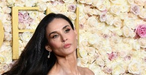 Lepa sa šminkom i bez nje: Demi Mur izgleda fenomenalno u prirodnom izdanju, godine uspešno krije