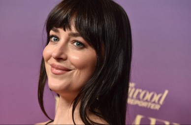 Trend iz '90-ih se vraća na velika vrata: Jedna boja je dominantna, svima stoji perfektno, a ovo je razlog