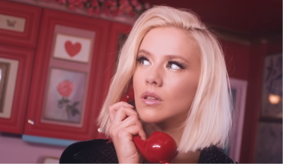 Dnevni horoskop za nedelju, 1. mart: Rakovima se javlja neko iz prošlosti, Jarčeve čeka važan razgovor, a ostale?