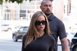 Zbog para ostavio glumicu! Sada mu bivša žena daje 5.000 evra svakog meseca!