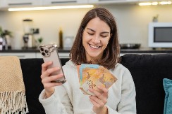 Od ponedeljka 2. marta, upašće im kašika u med: 4 znaka će zahvatiti vir pun para, konačno i oni da se opare