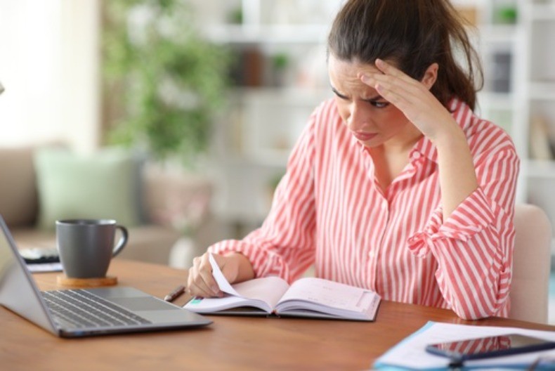 Istina o mom mužu me je uništila! Dok sam čitala njegov tajni dnevnik, oblio me je hladan znoj