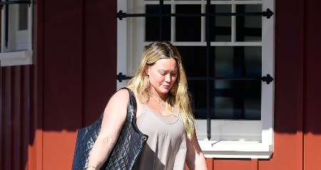 Sa rođenom sestrom ne priča: Zvezda se pokačila sa njom kao nikad pre, pa ovako dolila ulje na vatru 