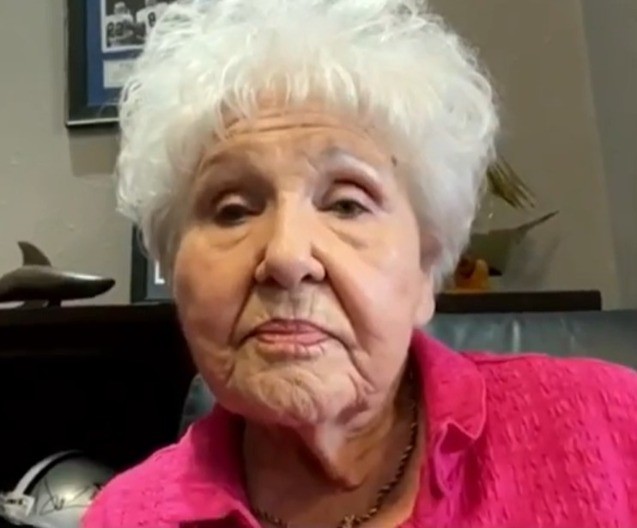 Sa 90 godina otišla u penziju: Baka radila pune 74 godine, ni dan nije izostala s posla!