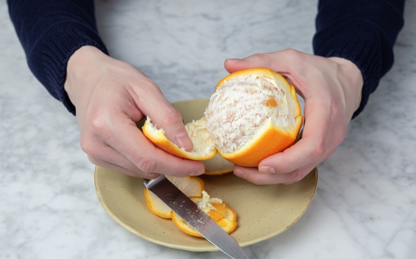 Da li treba jesti beli sloj pomorandže? Nutricionista otkriva šta se u njemu nalazi