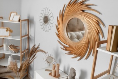 Ogledalo na pravom mestu: Mala promena koja čini veliku razliku u dnevnom boravku