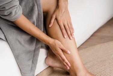 Dobro pogledajte svoje noge: Simptom koji se vidi golim okom ukazuje na problem sa srcem!