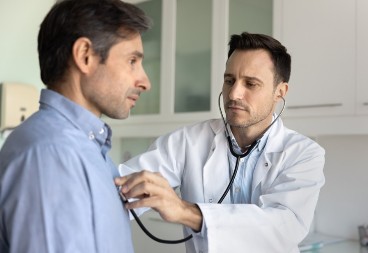 Kada treba pregledati srce? Ne čekajte bol u grudima, ovi simptomi nastaju pre infarkta