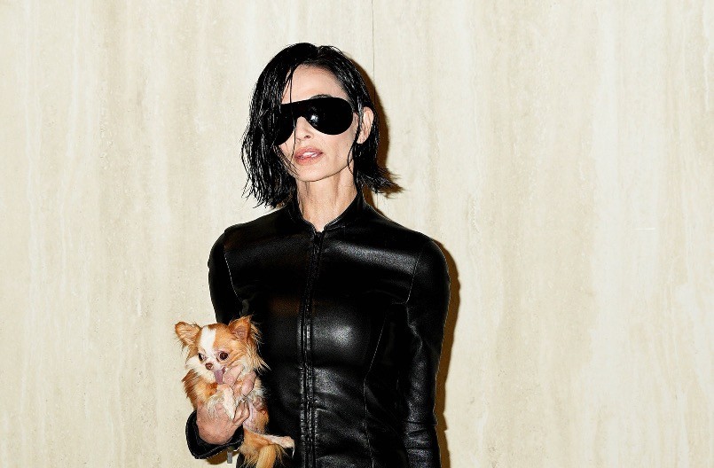 Šta je sa ovom ženom? Neprepoznatljiva je, ljudi u šoku, da li je sve u redu sa Demi Mur?