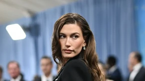 Jednobojno i fenomenalno: Sa ovim autfitom nema greške, dominantna nijansa pristaje apsolutno svima