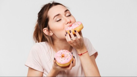 Slatko pa slatko: Nutricionisti otkrivaju kako da sprečite stalnu potrebu za nezdravom hranom, ovo je spas!