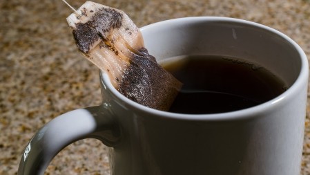 Ne bacajte ih, evo za šta mogu da se iskoriste kesice čaja: Ovo će vam služiti u kući