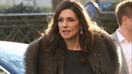 Slavica motala bogataša oko malog prsta: Dao joj bogatstvo, pa ga ostavila za 58 sekundi!