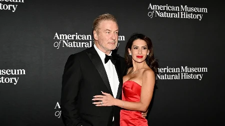 Panika u domu Boldvinovih: Supruga čuvenog glumca slikom izazvala pometnju, pogledajte joj sina!