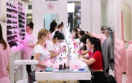 Boja noktiju koja je hit proleća: Srpkinje traže samo takav manikir u salonima! 