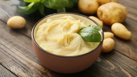 Voda vam uništava pire: Evo u čemu da ga kuvate da bude savršeno kremast kao iz restorana