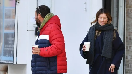 Bogataš koji kupuje na buvljaku: Glumac se prevozi biciklom i ne troši pare, a ima milione!