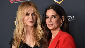 Sandra Bulok (61) VS Nikol Kidman (58), koja je bolja? Jedna u crvenom, druga u crnom, ali obe izazovne jako