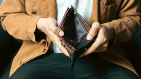 Što ste se rasipali, rasipali ste se, jer nećete imati više: Ovaj znak čeka finansijska propast do kraja aprila, njima će se smrknuti