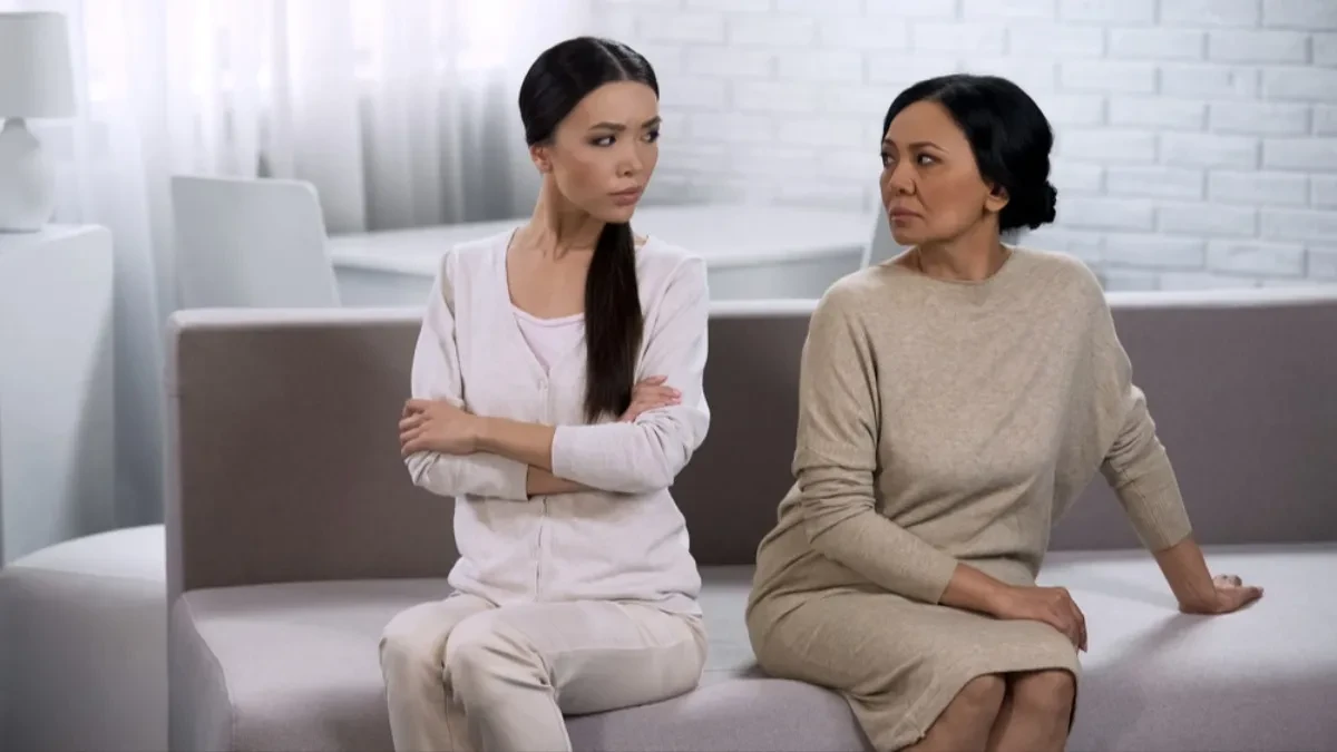 Pažnja svekrve: Ovo su 5 stvari koje nikada ne smete da kažete budućoj snaji, sigurno ćete se pokajati