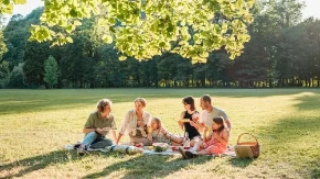 Srbi to već znaju: Pojavio se novi trend među porodicama u svetu, odjednom svi žele ovako da žive