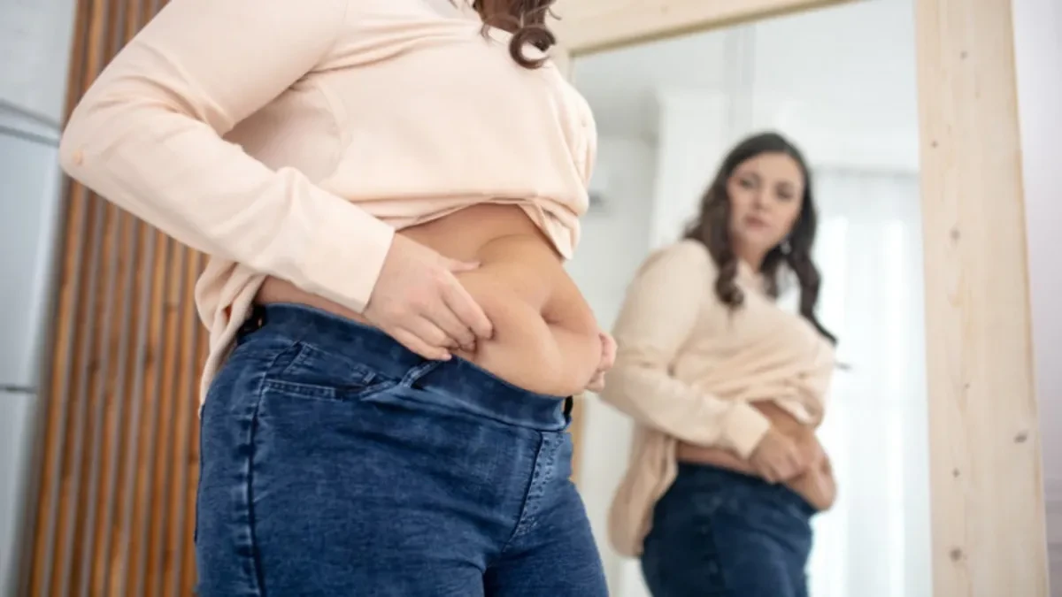 Želite ravan stomak do leta? Ove 4 namirnice ne smete ni da pomirišete!