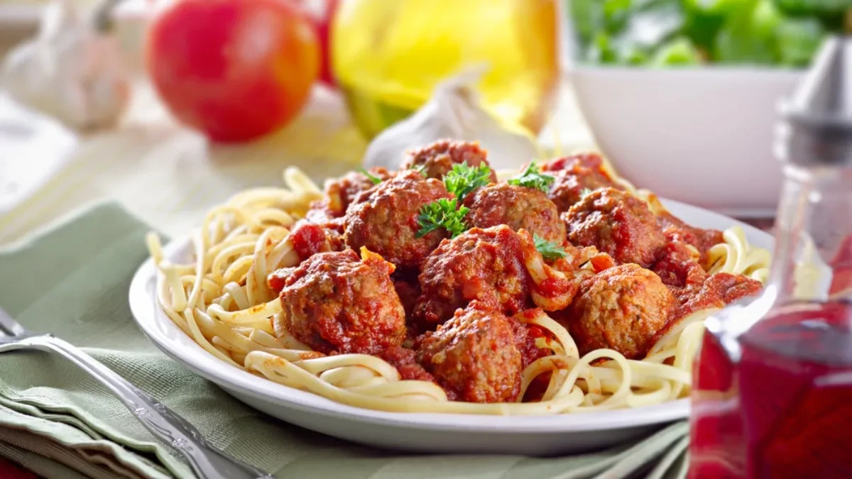 Ćufte su mi sočne, a ne raspadaju se: Zaboravite hleb i jaja, evo šta stavim u smesu