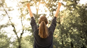 Ima li lepših vesti za njih stižu 20. aprila: 4 znaka Zodijaka ulaze u najjači period do sada, imaće para kao salate