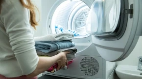 Ova odeća nikako ne ide u sušilicu! Niste ni svesni koliko je uništava