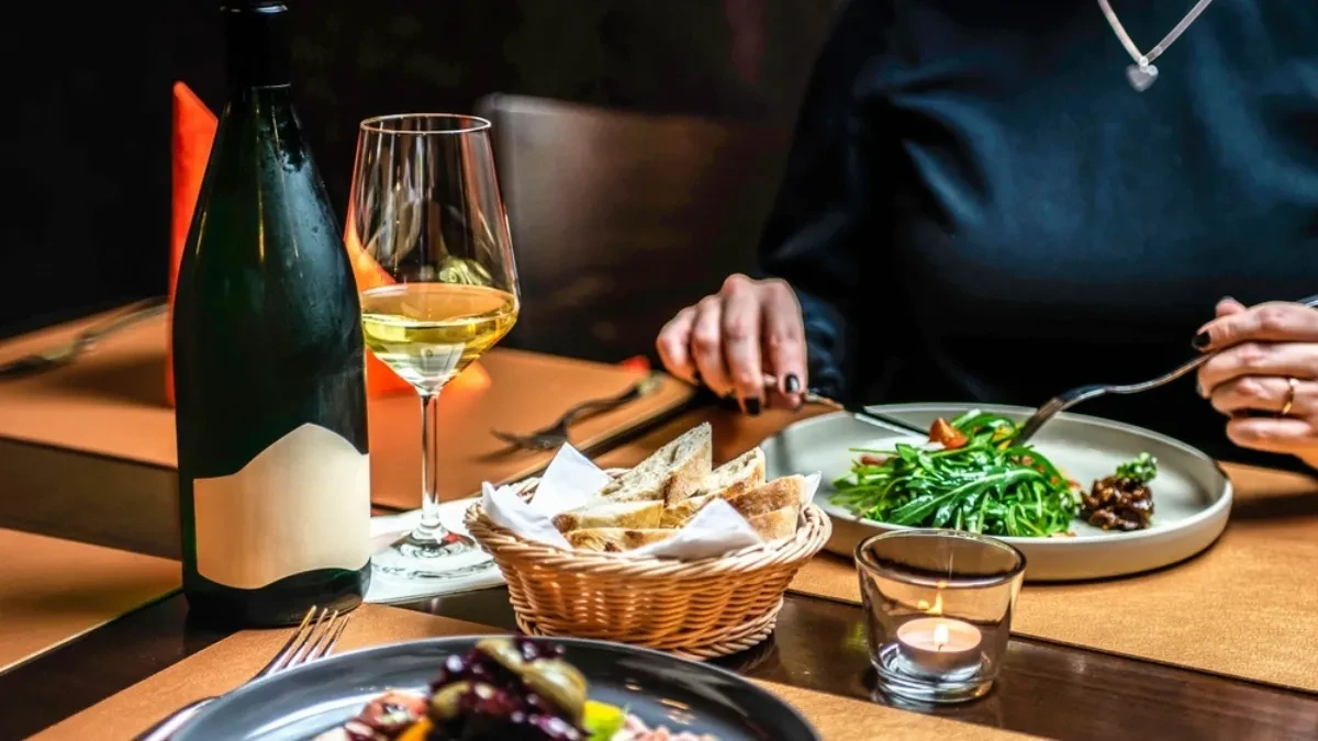 Zdravija večera: Nije važno samo šta jedete, već i gde, jednom nedeljno treba obedovati ovde