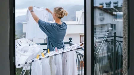 Veš se osuši na terasi za 2 sata čak i po oblačnom vremenu: Ova 3 trika retko ko zna