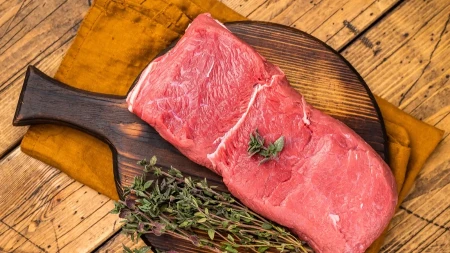 Kupili ste žilavo meso? Ne sekirajte se, uradite ovo i postaće sočno i mekano