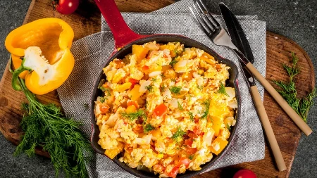 Siti i mršavi: U kajganu ubacite ovo, probava će raditi kao sat, a salo nestaje