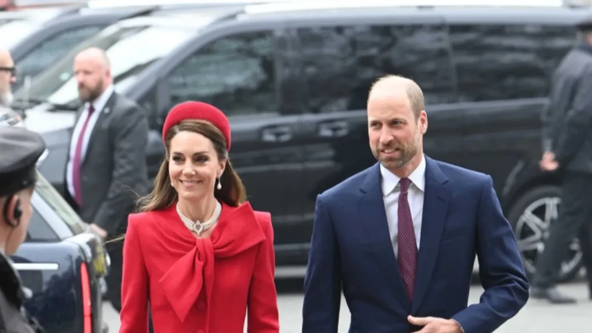 Slave 15 godina braka: Princ Vilijam i Kejt Midlton objavili divnu porodičnu fotografiju, ovaj sin će biti viši od tate!