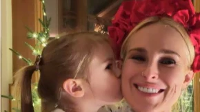 Ćerka Brusa Vilisa i Demi Mur: "Radim četiri posla da bih izdržavala ćerku"