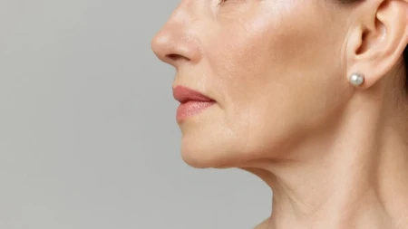 Sada je pravi trenutak, odradite ovo pre nego dođe 21. jun: Kako se priprema koža lica za leto?