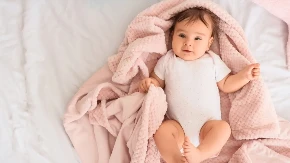 Veliki atlas darivanja: Kako se ide na babine kod nas, a kako u svetu