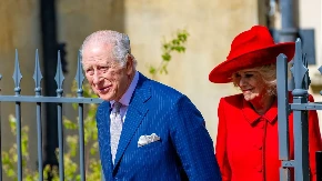 Trenutak koji je obišao svet: Evo šta je kralj Čarls uradio pre nego što je ušao u crkvu