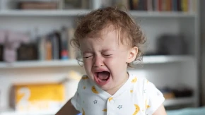 Izlivi besa kod dece: zašto nastaju i kako reagovati?